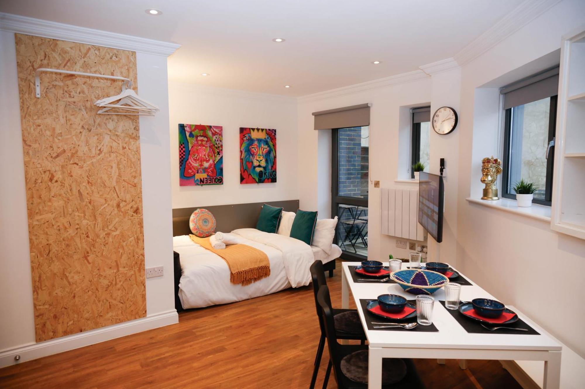 New Luxury Apartments In Central Location Next To Shops, Cafes, Bars & Metro Londyn Zewnętrze zdjęcie