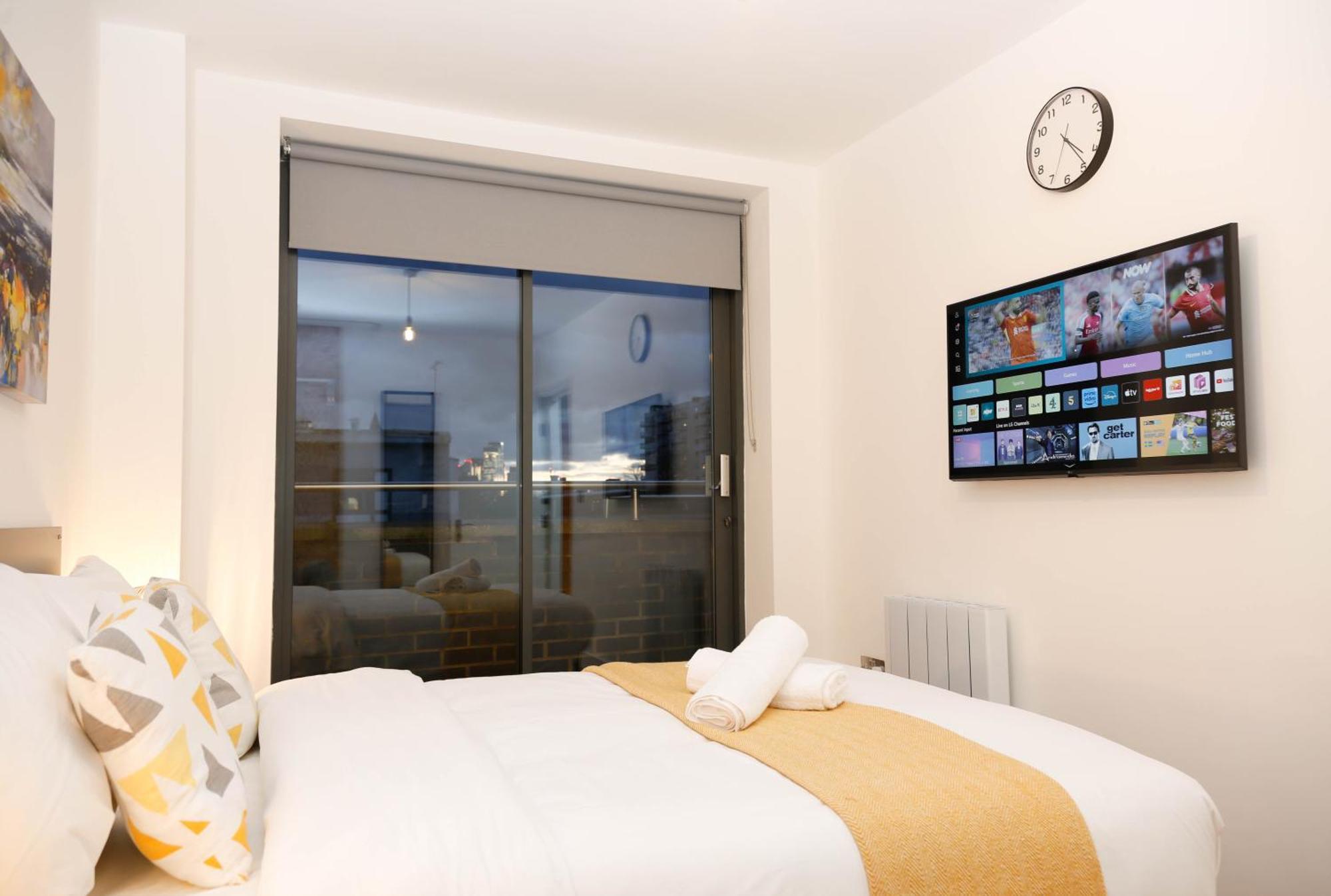 New Luxury Apartments In Central Location Next To Shops, Cafes, Bars & Metro Londyn Zewnętrze zdjęcie
