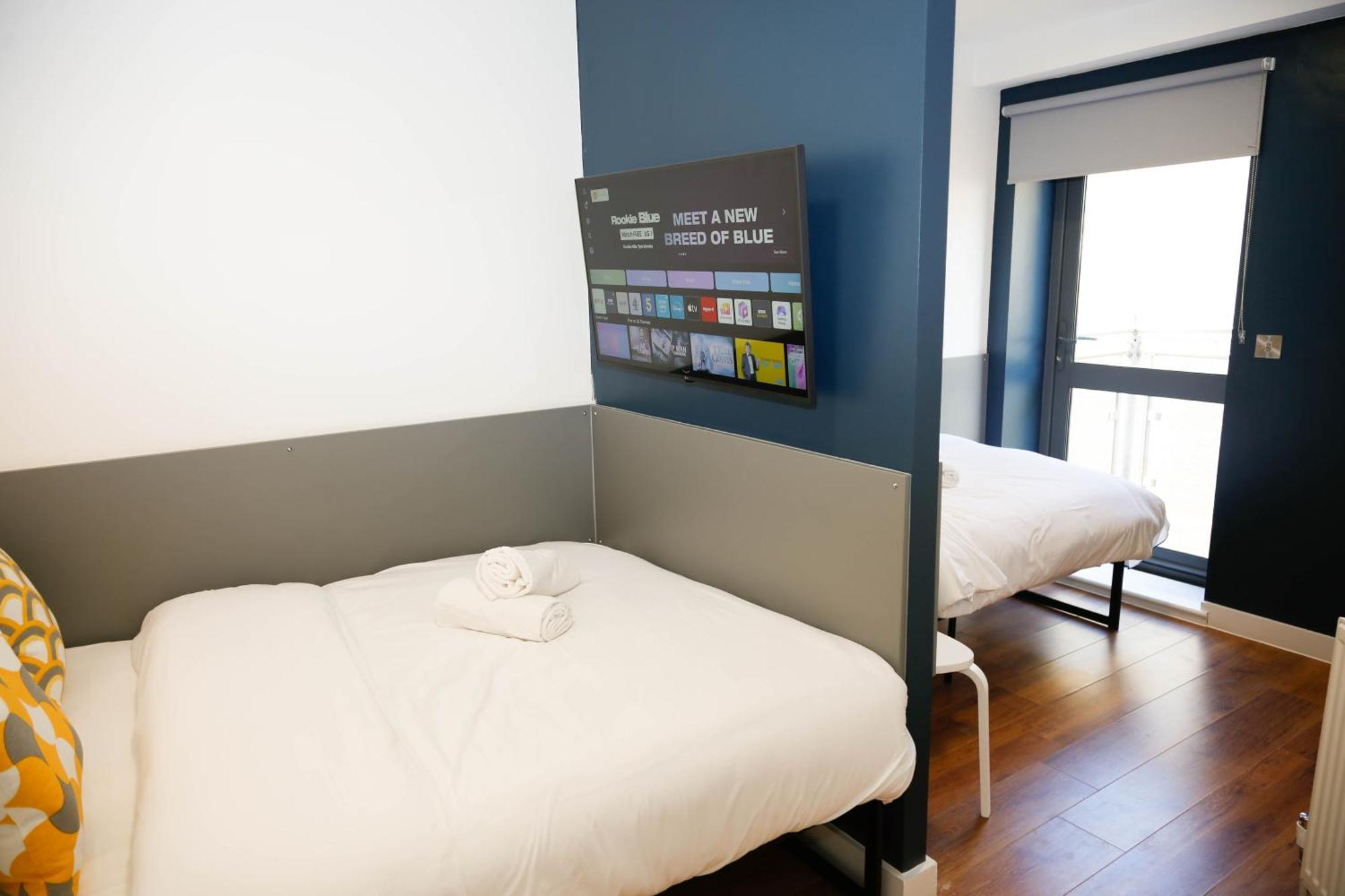 New Luxury Apartments In Central Location Next To Shops, Cafes, Bars & Metro Londyn Zewnętrze zdjęcie